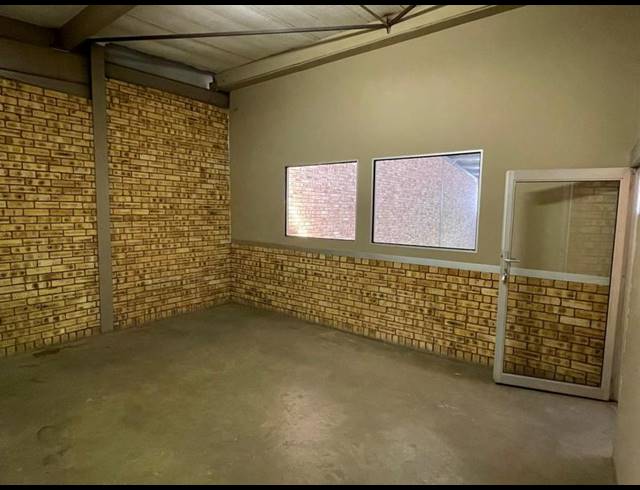 INDUSTRIAL PROPERTY TO RENT IN HENNOPSPARK